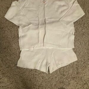 Antares’s White Long Sleeve Top and Shorts Set